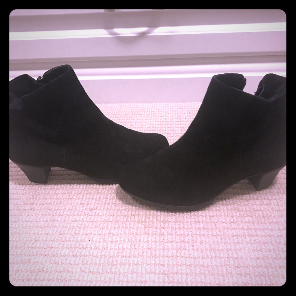 Munro booties